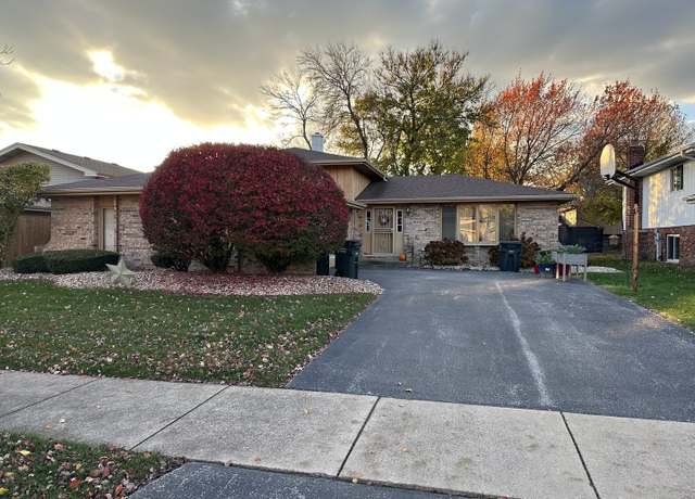 Property at 18416 Willow Ln, Lansing, IL 60438, 4 beds, 2 baths