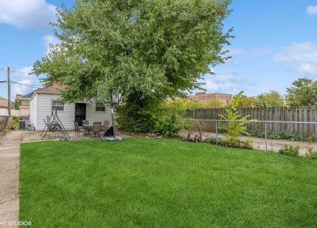 Property at 5443 S Long Ave, Chicago, IL 60638, 4 beds, 1 bath
