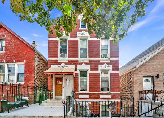 Property at 1635 W 17th St, Chicago, IL 60608, 11 beds, 4 baths