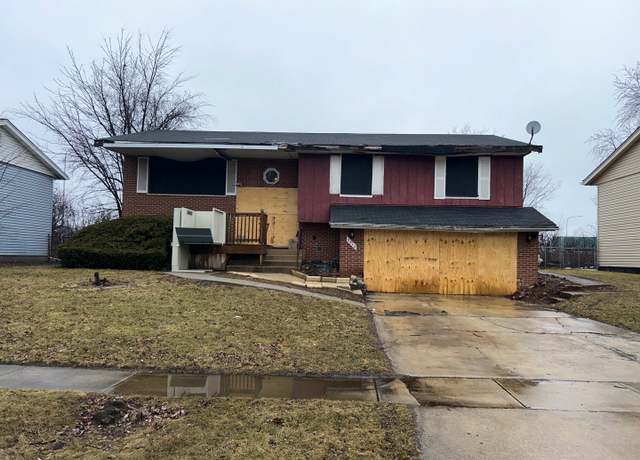 Property at 3312 Birchwood Dr, Hazel Crest, IL 60429, 4 beds, 2 baths