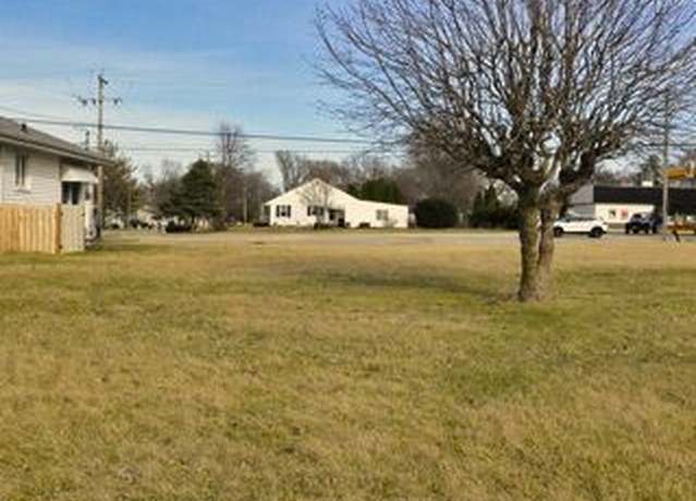 Property at 1019 1st Ave, Ottawa, IL 61350
