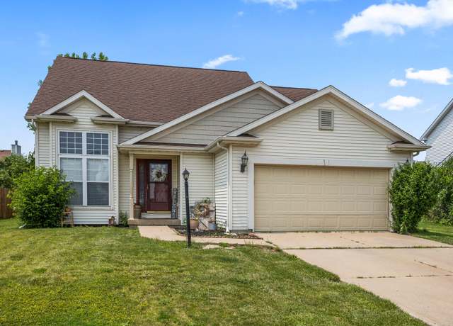Property at 713 Sedgegrass Dr, Champaign, IL 61822, 4 beds, 2.5 baths