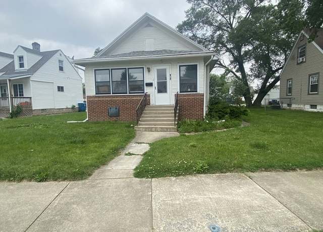 Property at 475 W Mulberry St, Kankakee, IL 60901, 2 beds, 1 bath