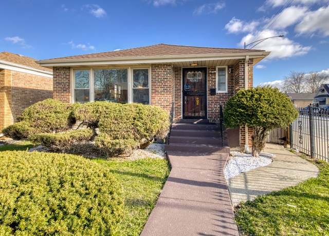 Property at 2000 W 80th St, Chicago, IL 60620, 4 beds, 2 baths