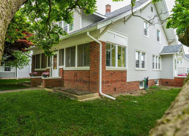 Property at 106 W Boundary St, Stanford, IL 61774, 5 beds, 1.5 baths