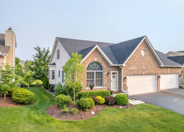 Property at 595 Sudbury Cir, Oswego, IL 60543, 4 beds, 3 baths