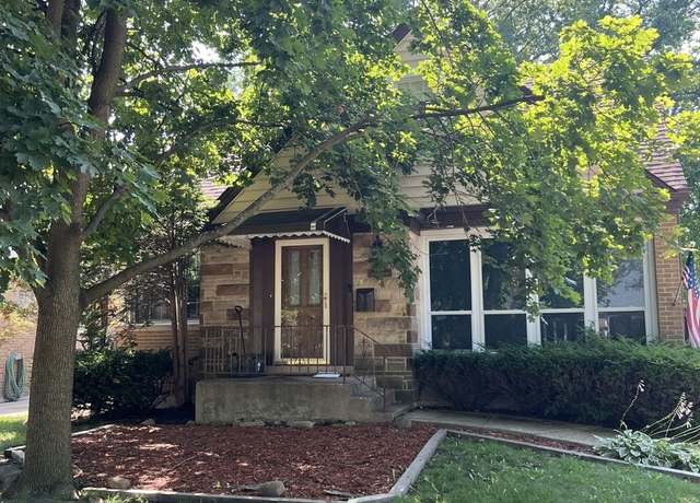 Property at 1860 Belleview Ave, Westchester, IL 60154, 3 beds, 2 baths