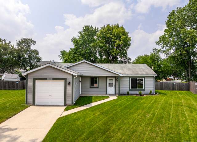 Property at 1070 Crestwood Ln, Bolingbrook, IL 60440, 3 beds, 1 bath