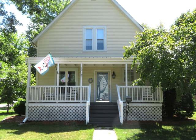 Property at 404 S 7th St, Dekalb, IL 60115, 2 beds, 1.5 baths