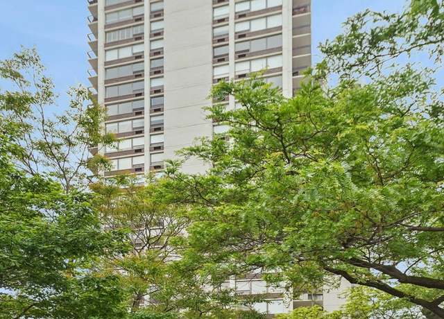 Property at 1460 N Sandburg Ter #2207, Chicago, IL 60610, 1 bed, 1 bath