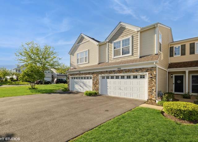 Property at 1984 Cobblestone Dr #1984, Carpentersville, IL 60110, 3 beds, 1.5 baths