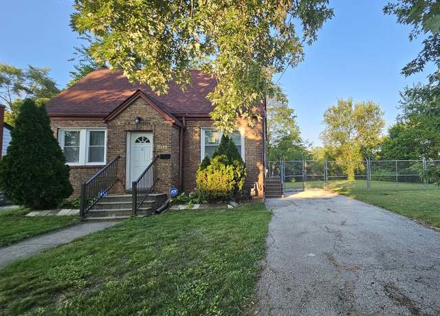 Property at 14931 Riverside Dr, South Holland, IL 60473, 3 beds, 2 baths