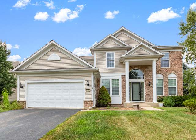 Property at 1545 Coral Dr, Yorkville, IL 60560, 4 beds, 2.5 baths