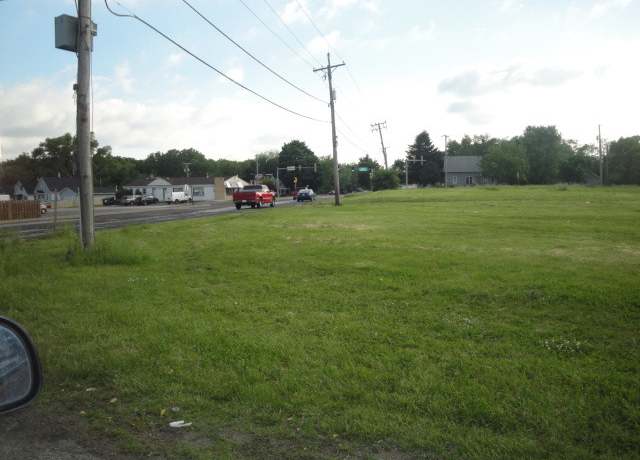 Property at 1607 Maple Rd, Joliet, IL 60432