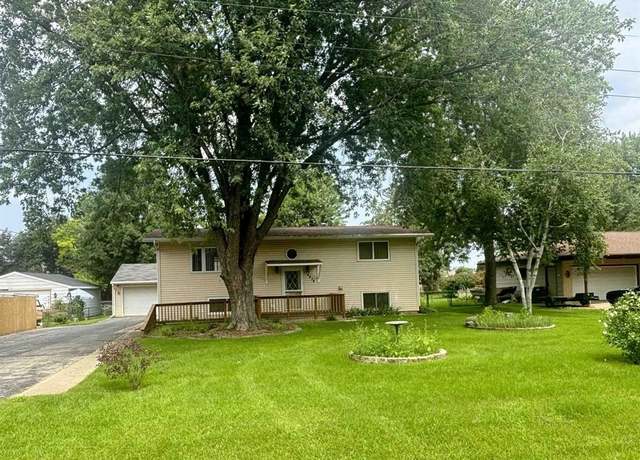 Property at 4474 Mathew Ave, Roscoe, IL 61073, 4 beds, 2 baths