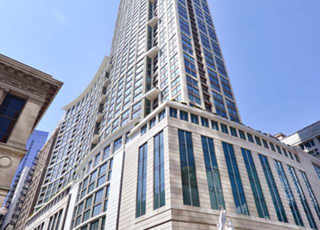 Property at 130 N Garland Ct Unit 6-20, Chicago, IL 60602