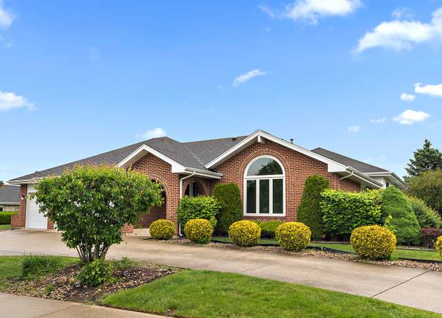 Property at 17447 Harvest Hill Dr, Orland Park, IL 60467, 3 beds, 2.5 baths