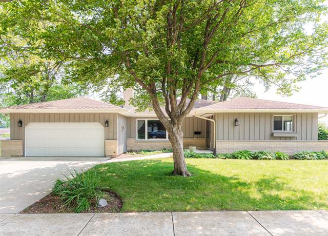 Property at 102 Mattek Ave, Dekalb, IL 60115, 3 beds, 3.5 baths