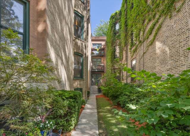 Property at 3619 N Wilton Ave #3, Chicago, IL 60613, 2 beds, 1 bath
