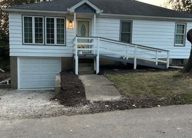 Property at 1019 Deephaven Dr, Joliet, IL 60432, 2 beds, 2 baths