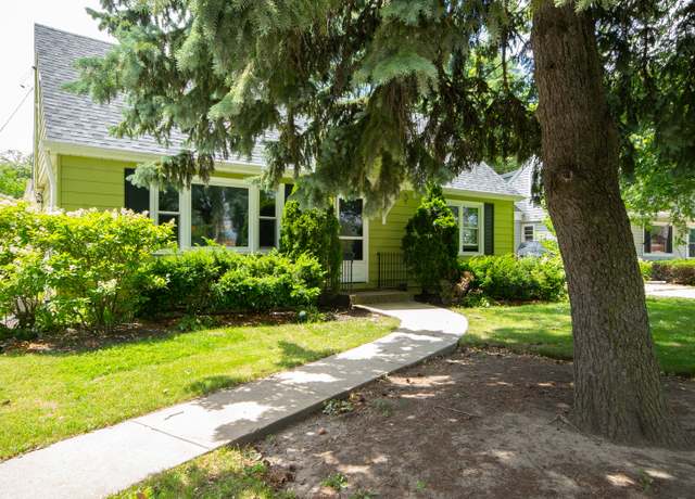 Property at 161 E Thacker St, Des Plaines, IL 60016, 4 beds, 2 baths