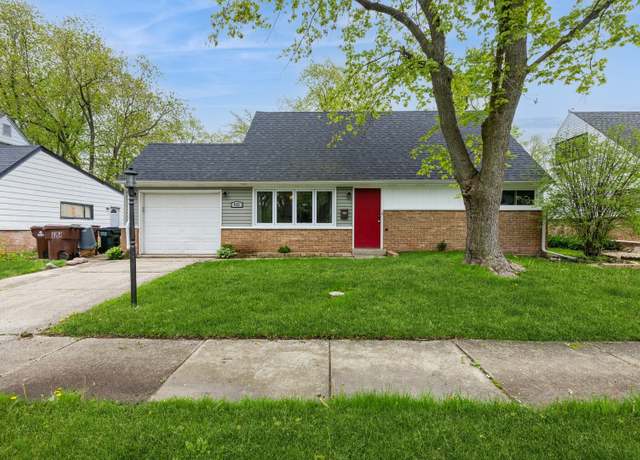 Property at 433 Wildwood Dr, Park Forest, IL 60466, 4 beds, 2 baths