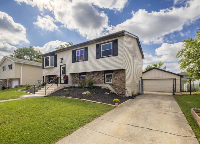 Property at 7727 166th St, Tinley Park, IL 60477, 4 beds, 2 baths