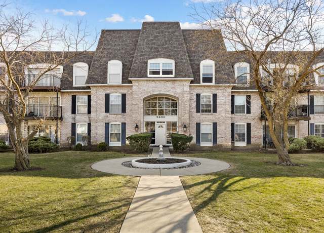 Property at 5400 Carriageway Dr #107, Rolling Meadows, IL 60008, 2 beds, 2 baths