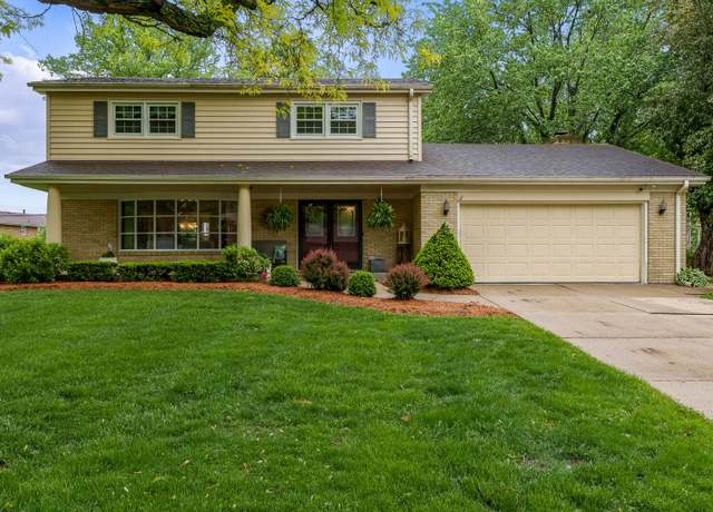 Property at 5739 Inverness Dr, Rockford, IL 61107, 4 beds, 2.5 baths