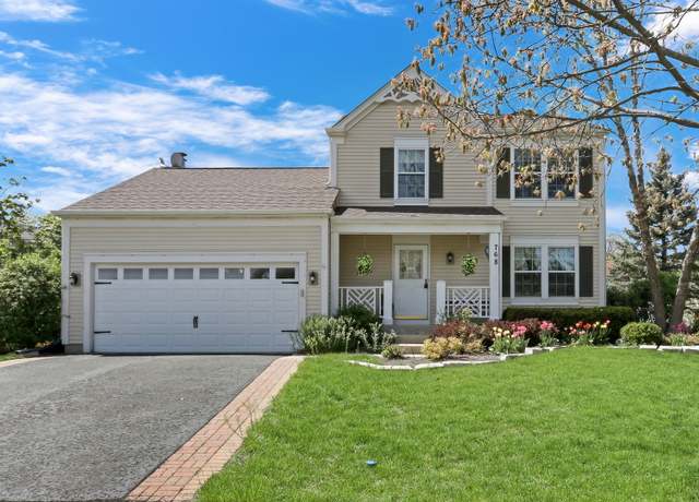 Property at 768 Fieldstone Dr, Lake Villa, IL 60046, 3 beds, 1.5 baths