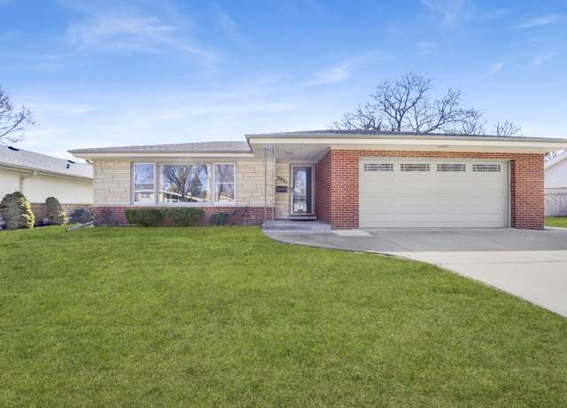 Property at 2921 Lahon St, Park Ridge, IL 60068, 3 beds, 2.5 baths