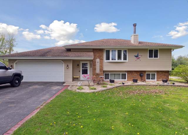 Property at 8561 Verde Ct, Byron, IL 61010, 4 beds, 2 baths