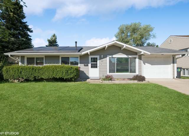 Property at 812 Sumac Dr, Streamwood, IL 60107, 3 beds, 2 baths