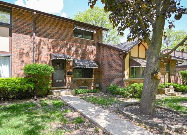 Property at 18W170 16th St, Villa Park, IL 60181, 2 beds, 1.5 baths