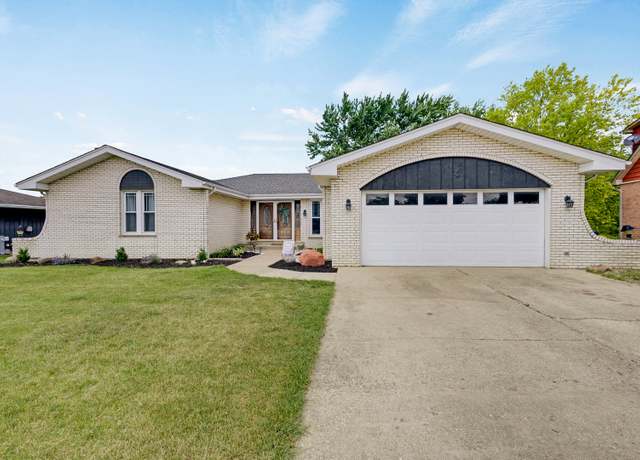 Property at 1205 Shagbark Rd, New Lenox, IL 60451, 3 beds, 2.5 baths