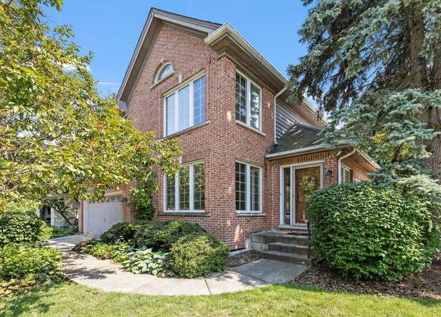 Property at 2134 Belleau Woods Ct, Wheaton, IL 60187, 3 beds, 3 baths