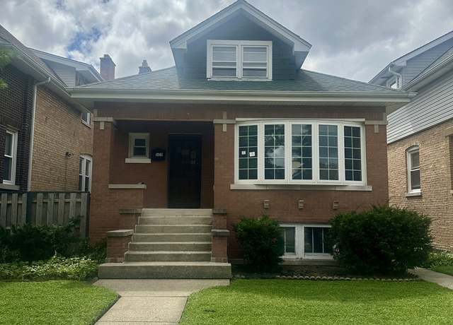 Property at 5435 W Melrose St, Chicago, IL 60641, 5 beds, 3 baths
