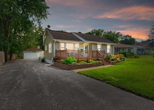 Property at 219 W Crystal Ave, Lombard, IL 60148, 3 beds, 2.5 baths