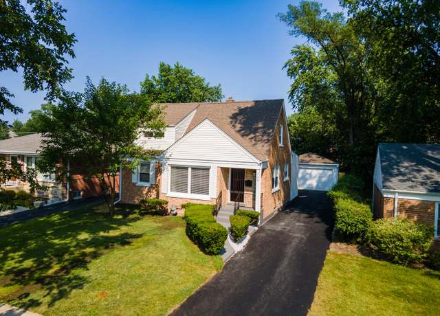Property at 229 Harlem Ave, Glenview, IL 60025, 3 beds, 3.5 baths
