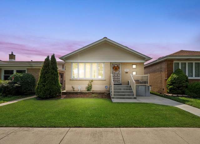 Property at 8326 S Kostner Ave, Chicago, IL 60652, 3 beds, 1.5 baths