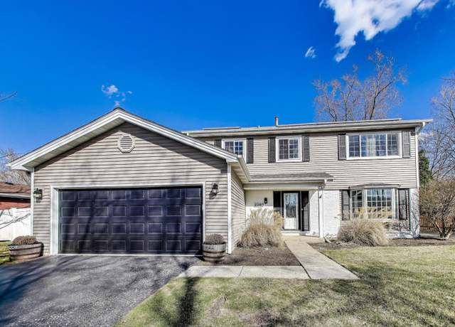 Property at 6S009 Steeple Run Dr, Naperville, IL 60540, 4 beds, 2.5 baths