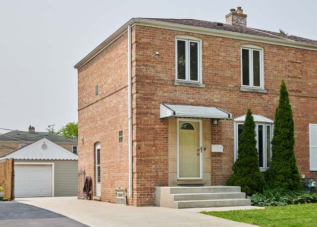 Property at 1665 Stockton Ave, Des Plaines, IL 60018, 3 beds, 2 baths
