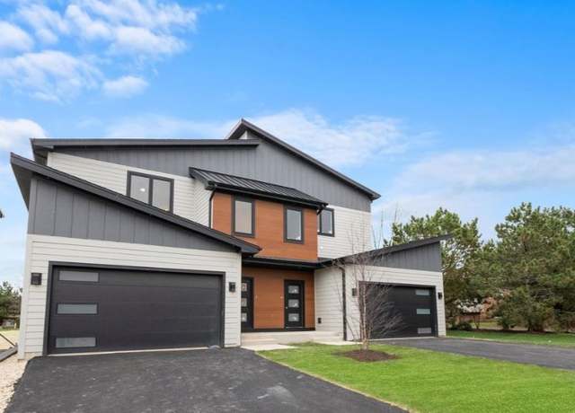 Property at 22W144 59th St, Lisle, IL 60532, 4 beds, 4 baths