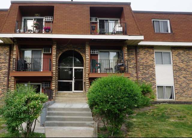 Property at 1195 Meadow Ln #114, Hoffman Estates, IL 60169, 1 bed, 1 bath