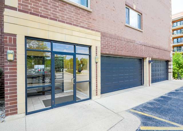 Property at 1649 Ashland Ave #501, Des Plaines, IL 60016, 3 beds, 2 baths