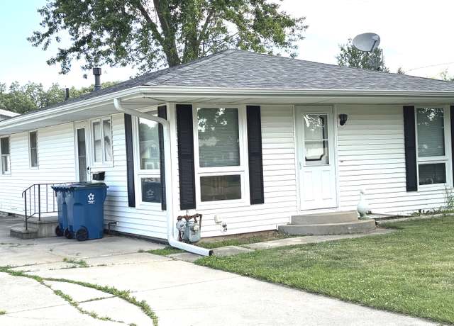 Property at 312 Water St, Earlville, IL 60518, 3 beds, 1.5 baths