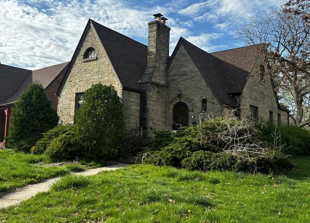 Property at 106 Forestdale Pkwy, Calumet City, IL 60409, 5 beds, 3 baths