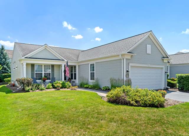 Property at 3251 Ravinia Cir, Mundelein, IL 60060, 2 beds, 2 baths