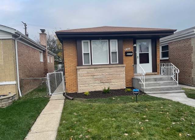 Property at 9133 S Halsted St, Chicago, IL 60620, 4 beds, 1.5 baths