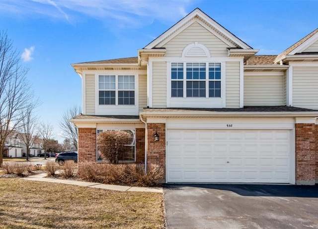 Property at 938 Charlela Ln, Elk Grove Village, IL 60007, 3 beds, 2.5 baths